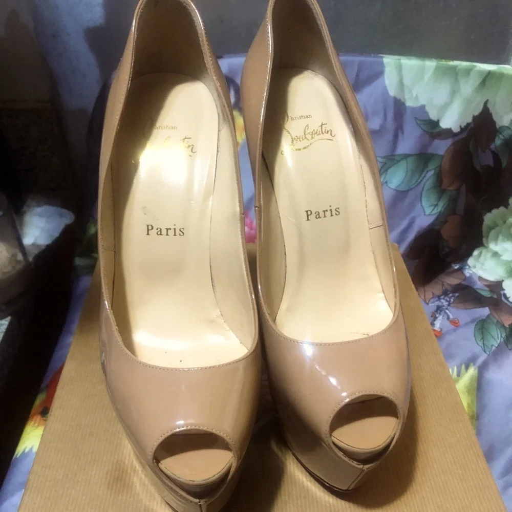 Nude Christian Louboutin patent highness 160 peeptoe pumps 39 - Picture 2 of 9